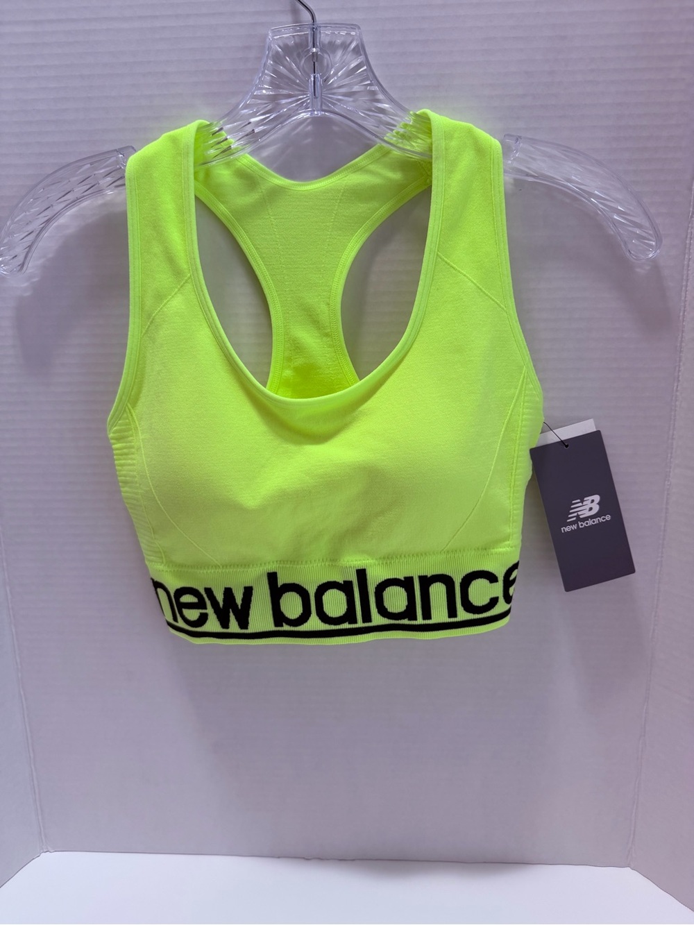 New Balance Women’s Sports Bra Size M Afterglow Neon Yellow Racerback NWT